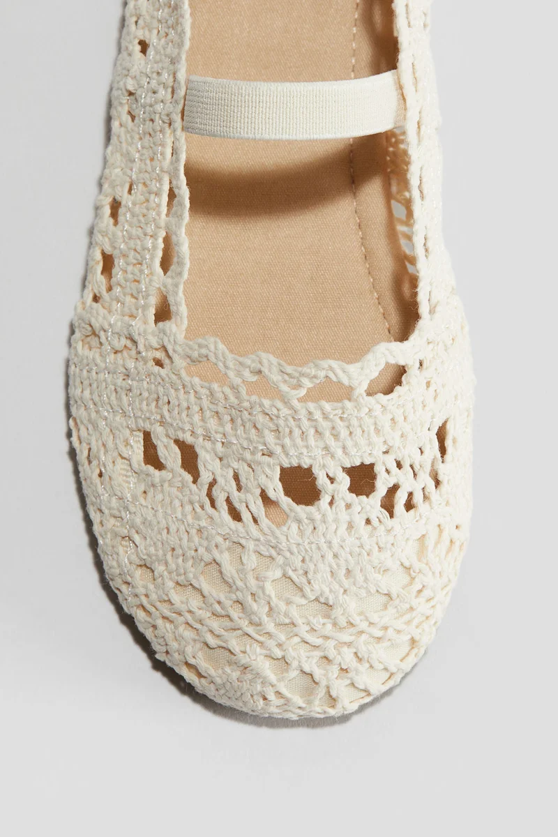 اتش اند ام Crochet-look ballet pumps