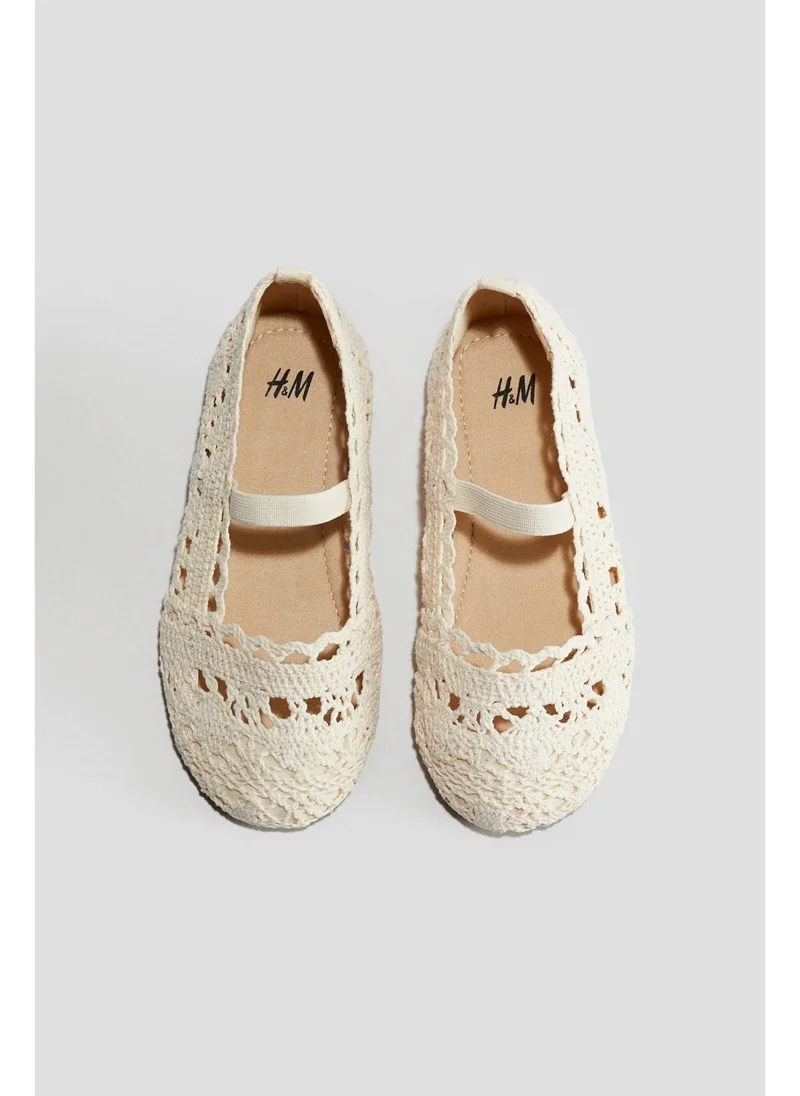 اتش اند ام Crochet-look ballet pumps