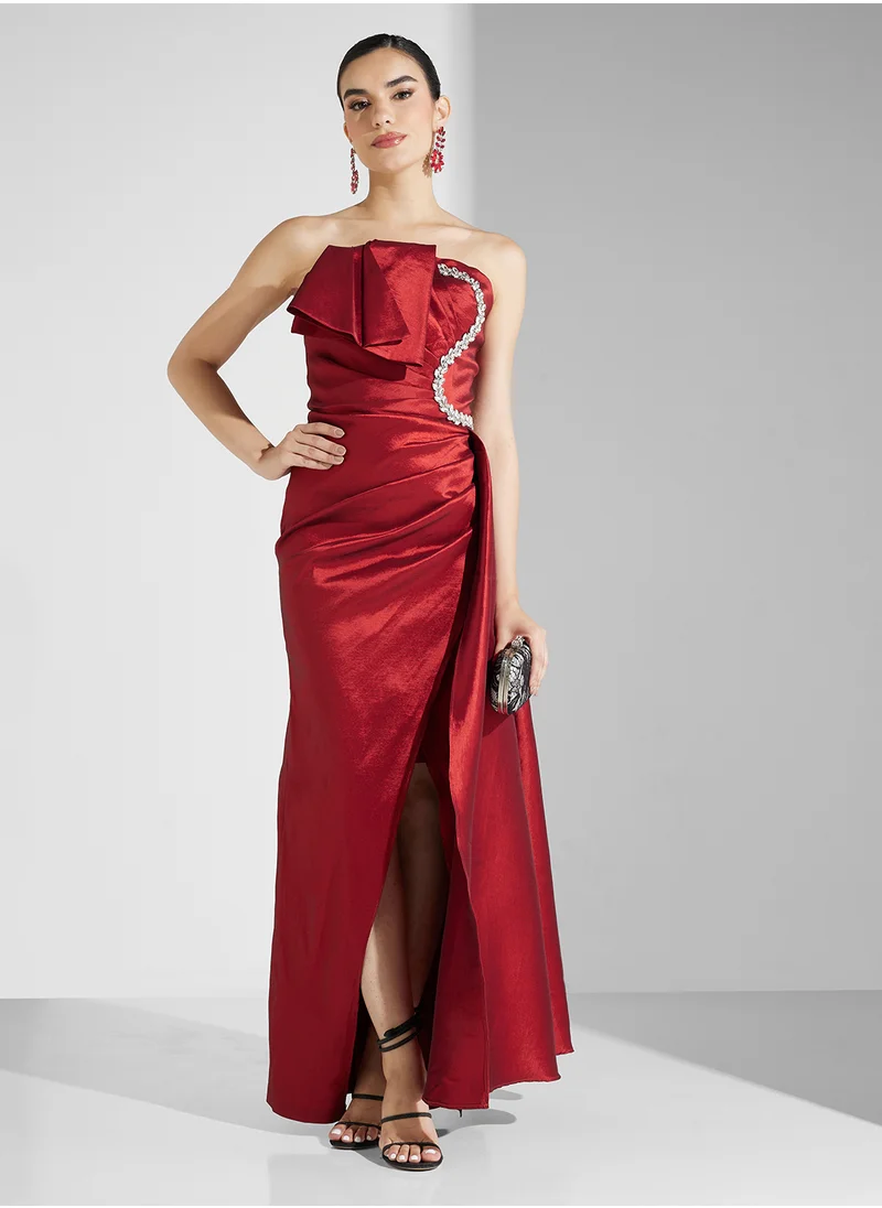 Namshi x Assymetric Shoulder Ruched Gown With Diamante Detail