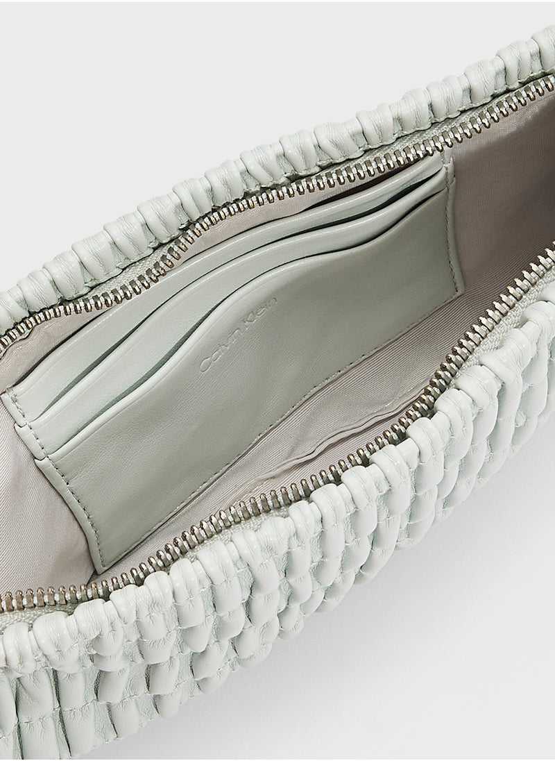 Calvin Klein Jeans ROUCHED ZIP TOP BAG  - Image 5