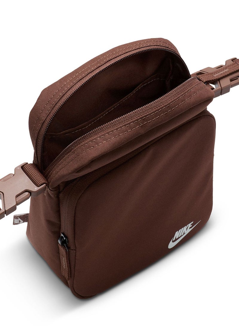 Nike Heritage Crossbody Messenger  - Image 4
