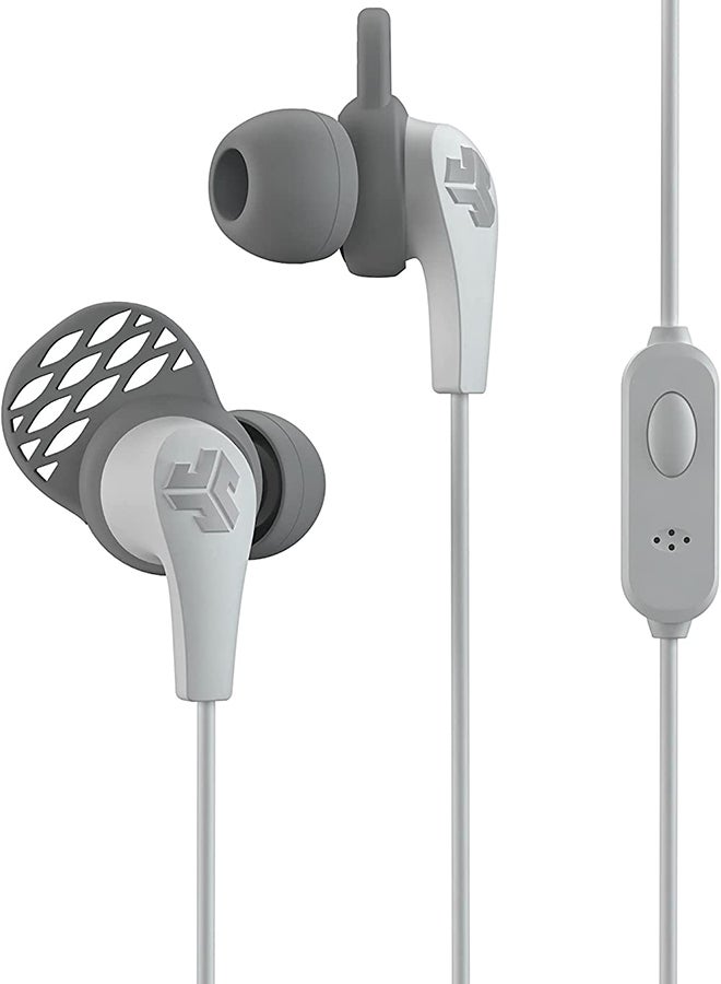 جيلاب سماعات أذن سلكية Audio JBuds Pro Signature مزودة بميكروفون وعناصر تحكم في المسار ومشغلات تيتانيوم مقاس 10 مم مع أطراف جل مخصصة وزعانف مبطنة - Image 4