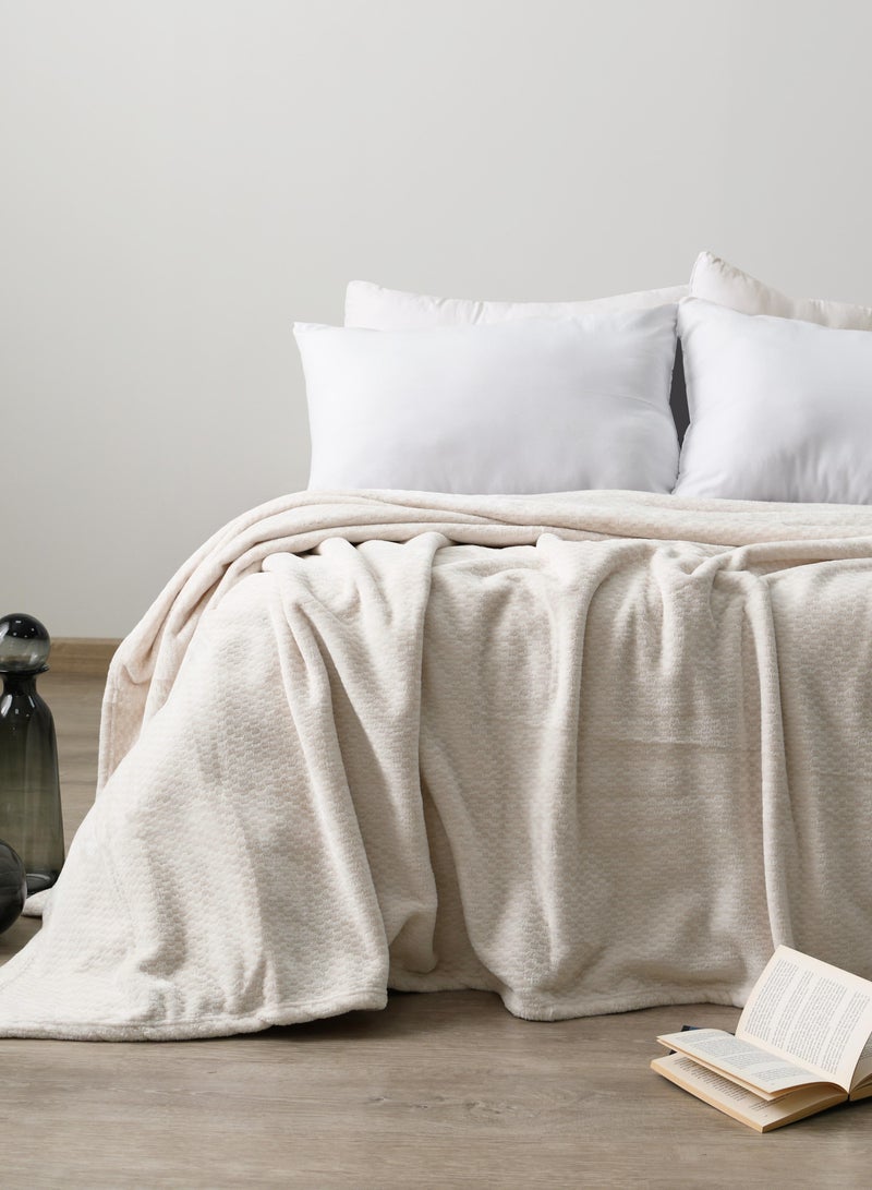 MORANO Morano Velvet Blanket – Dyed Model, 220x240 CM, Luxuriously Soft Polyester Throw, Lightweight Warm Blanket for Bed or Sofa – Elegant Colors for all Home Styles  - Image 1