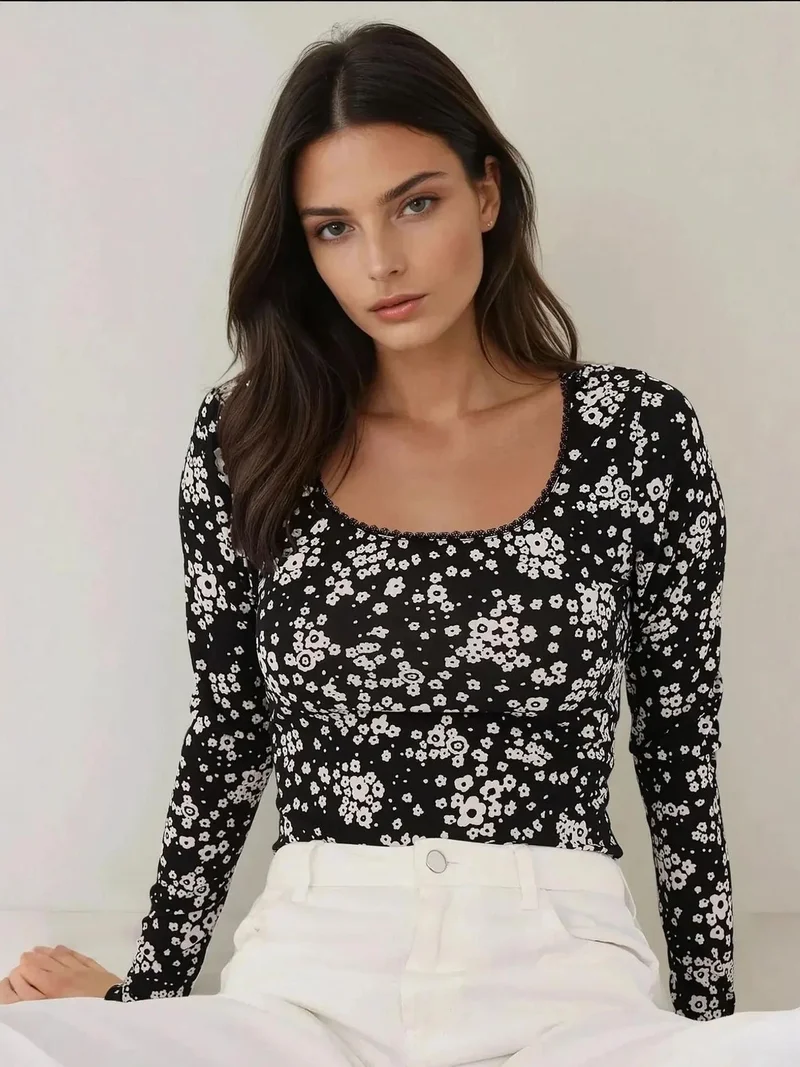 HICCUP Printed Slim Fit Crew Neck Top