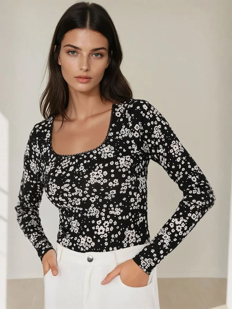 HICCUP Printed Slim Fit Crew Neck Top