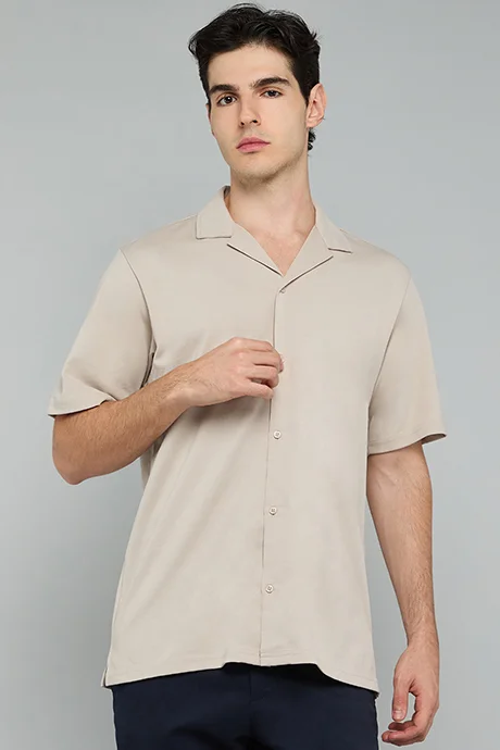 أر أند بي Textured Knit Shirt with Revere Collar and Short Sleeves