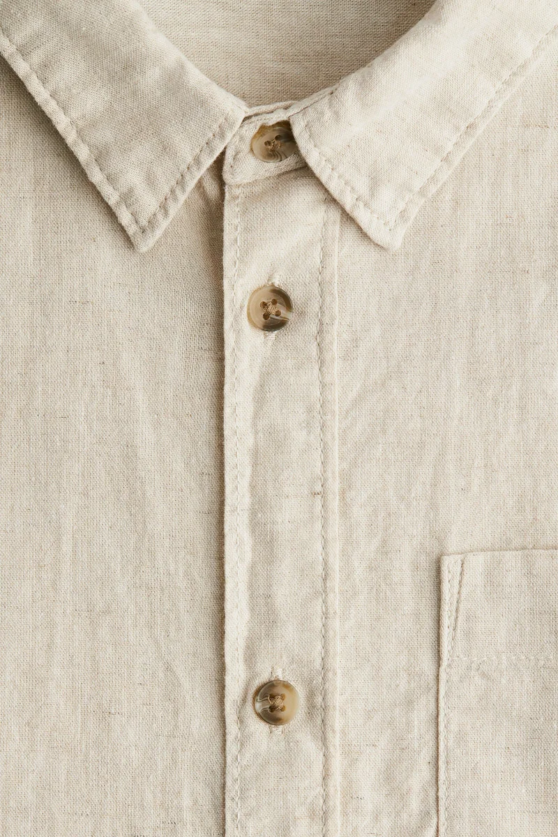 اتش اند ام قميص من مزيج الكتان