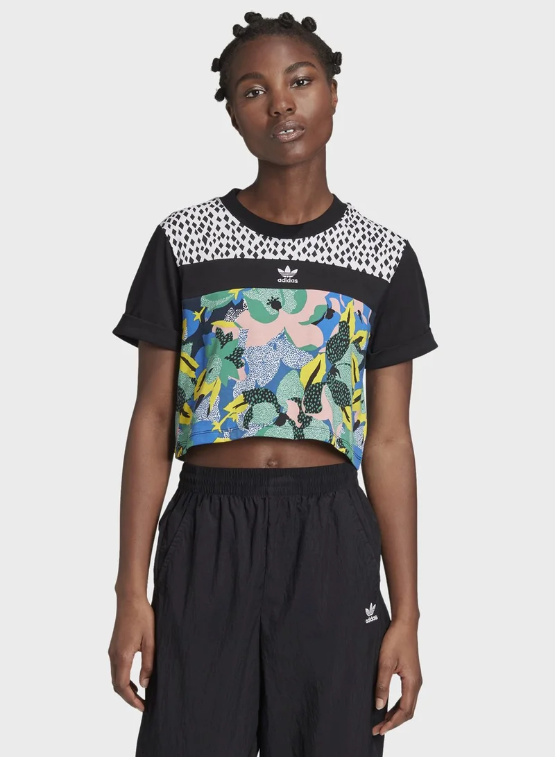adidas Originals Cropped Graphics Casual Women's T-Shirt