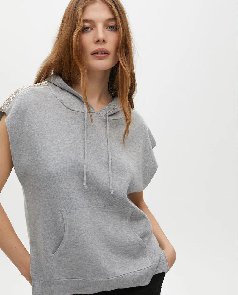 لولا كساديمونت سترة بقلنسوة مزينة بالكتف