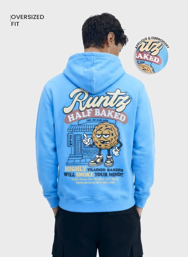 ذا انديان كراج كو Men Relaxed Fit Graphic Printed Crew Neck Full Sleeves Overhead Hooded Sweatshirt
