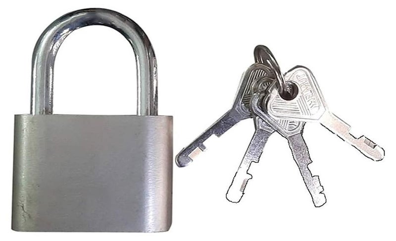 قفل عالي الجودة متين وآمن. إنها تأتي في نماذج مختلفة، ذات أمان عالي مع 4 مفاتيح (30 مم) وأخرى بأرقام وأحجام مفاتيح مختلفة