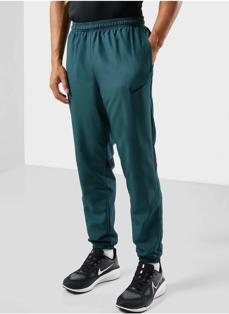 Nike Academy 23 Sweatpants