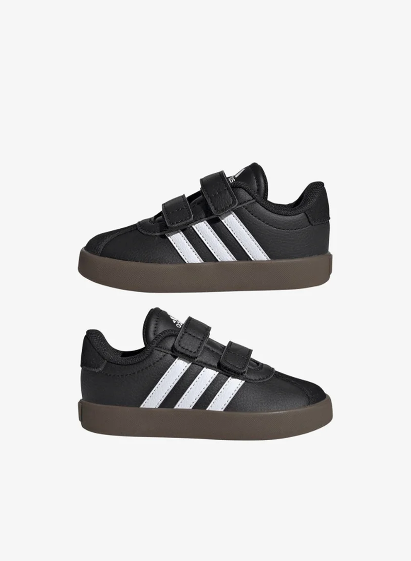 adidas أحذية رياضية للأطفال   .    سوداء