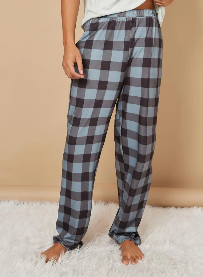 Styli Solid T-Shirt and Checked Pyjama Set