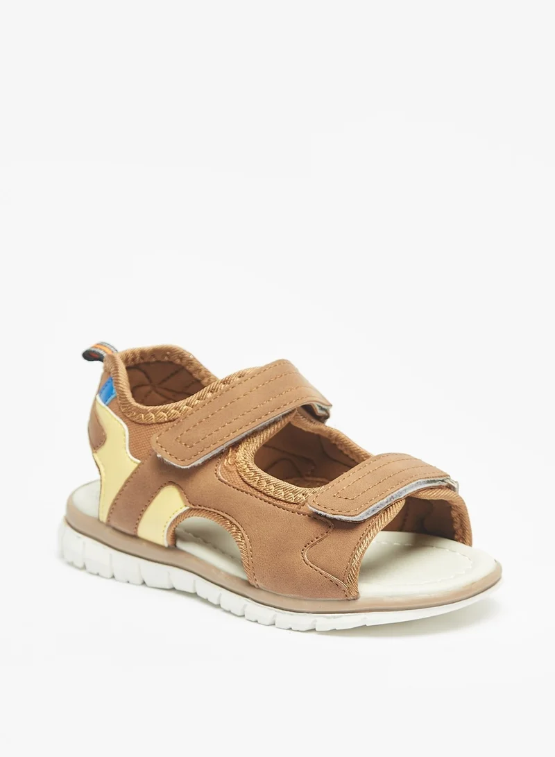 ال بي ال من شو اكسبرس Boys Textured Floaters with Hook and Loop Closure