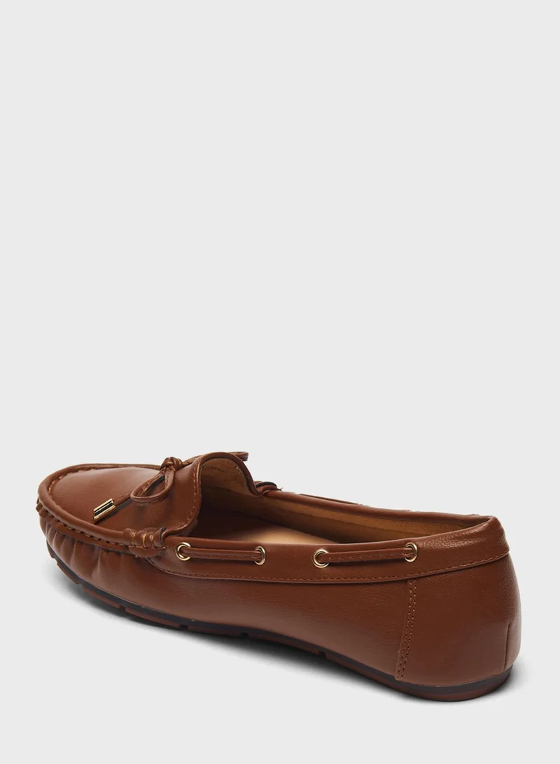shoexpress Tie Up Moccasins