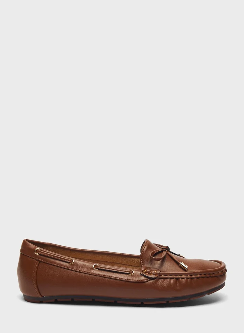 shoexpress Tie Up Moccasins
