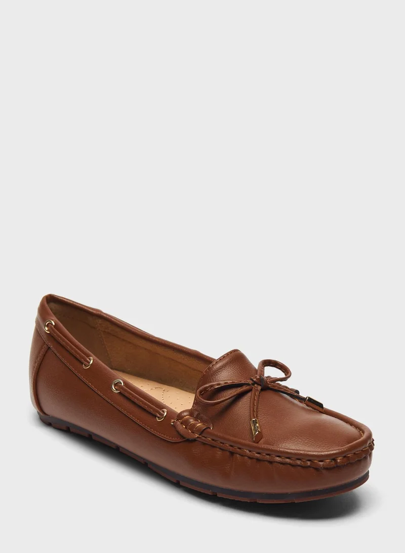 shoexpress Tie Up Moccasins