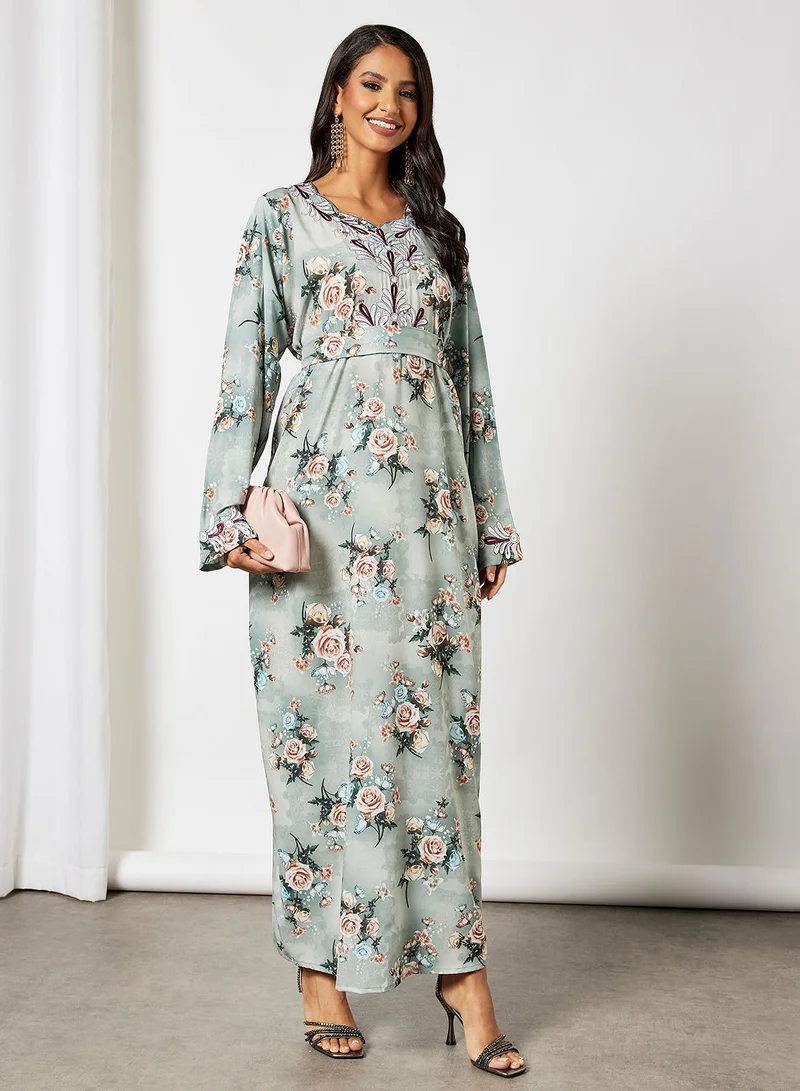 Hayat Jalabiya With Leafy Embroidery In Front And Wrist With Belt