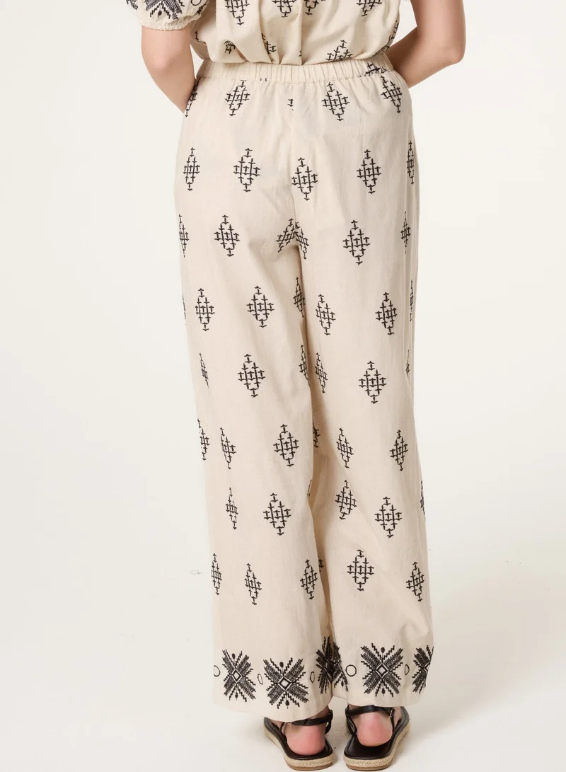 بلو فانيلا Embroidered Trousers