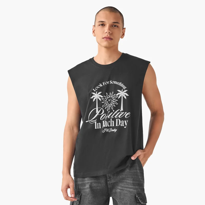 اس بي كاركترز Graphic Print Sleeveless Vest