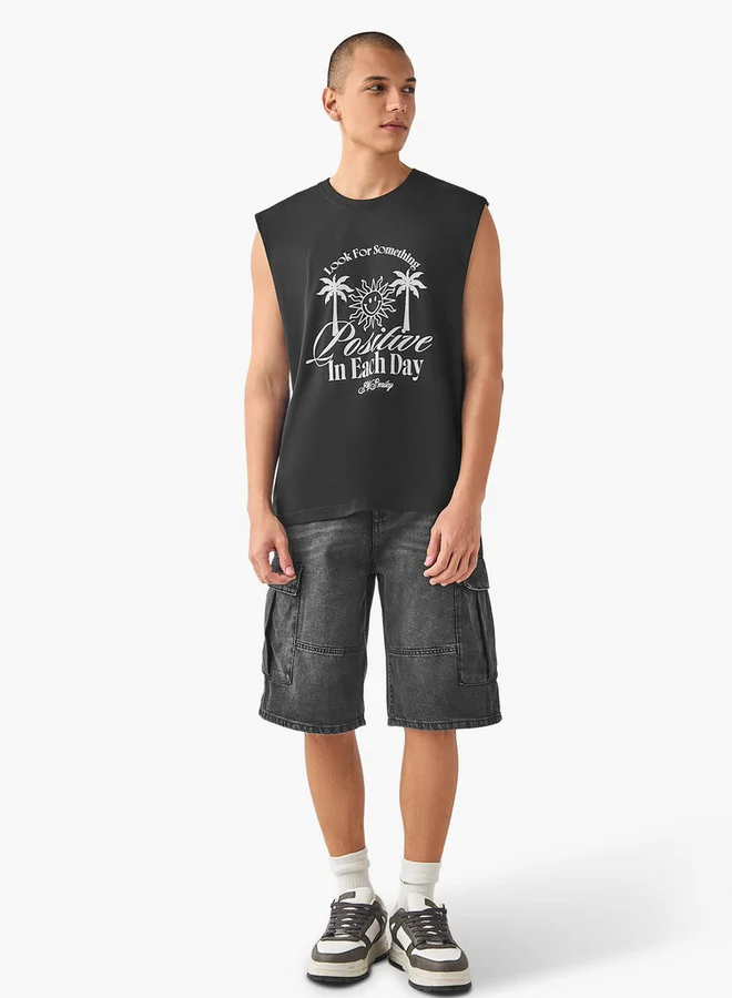 اس بي كاركترز صدرية بلا أكمام بطبعة جرافيك