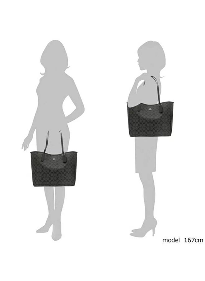 coachoutlet - COACH City Tote Bag In Signature Canvas - Image 1