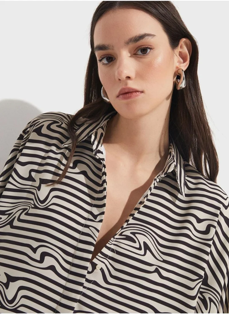 JUNE Printed Button Down Shirt