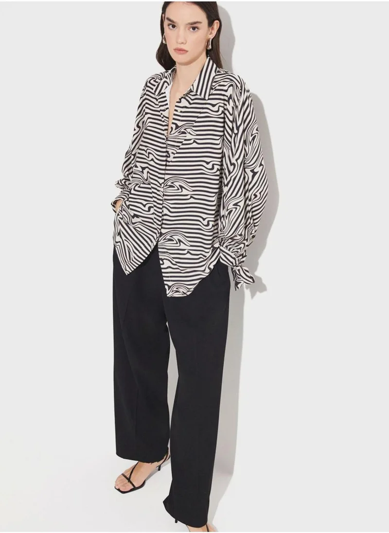 JUNE Printed Button Down Shirt