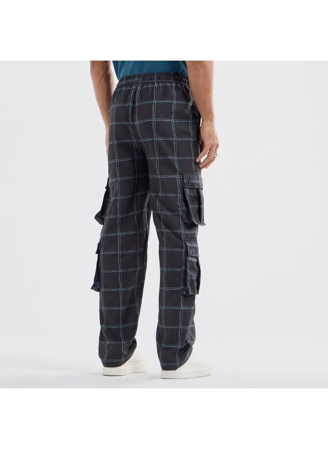 FAV Checked Regular Fit Cargo Pants with Drawstring Closure and Pockets
