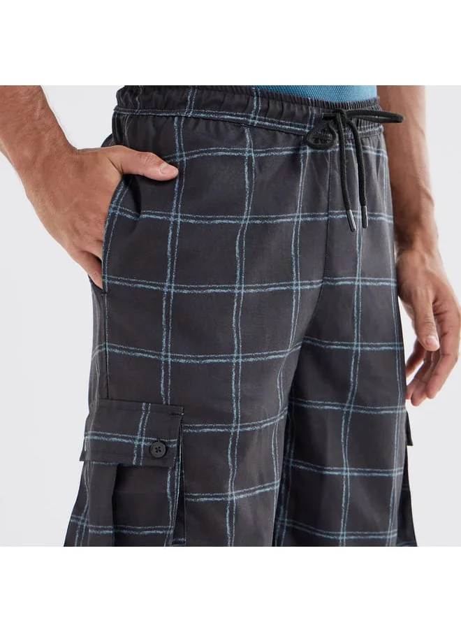 FAV Checked Regular Fit Cargo Pants with Drawstring Closure and Pockets