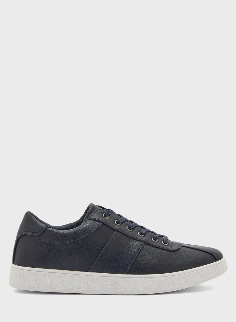 Seventy Five Casual Lace Up