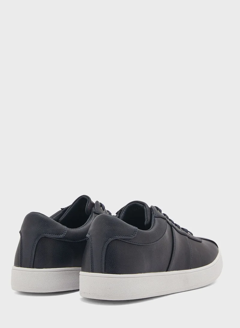 Seventy Five Casual Lace Up