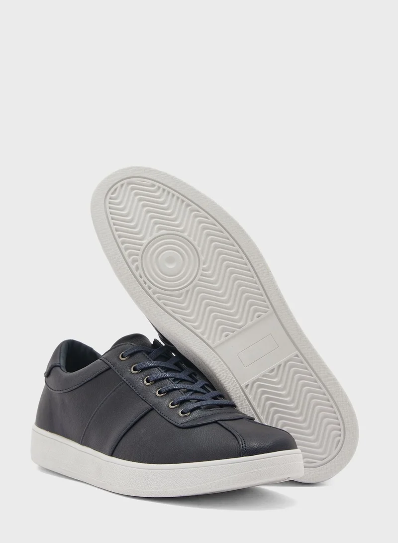Seventy Five Casual Lace Up