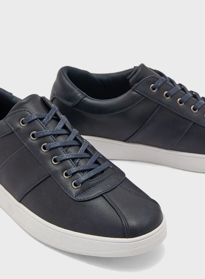 Seventy Five Casual Lace Up
