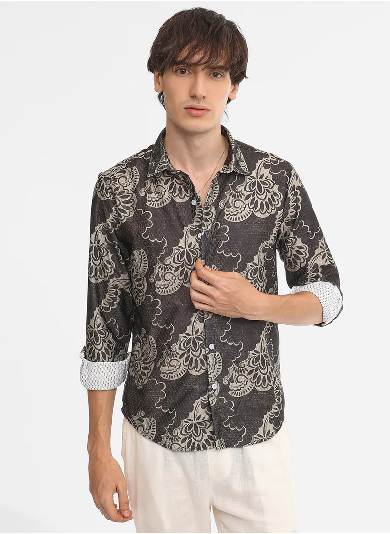 Campus Sutra Men's Charcoal Black Floral Block Shirt