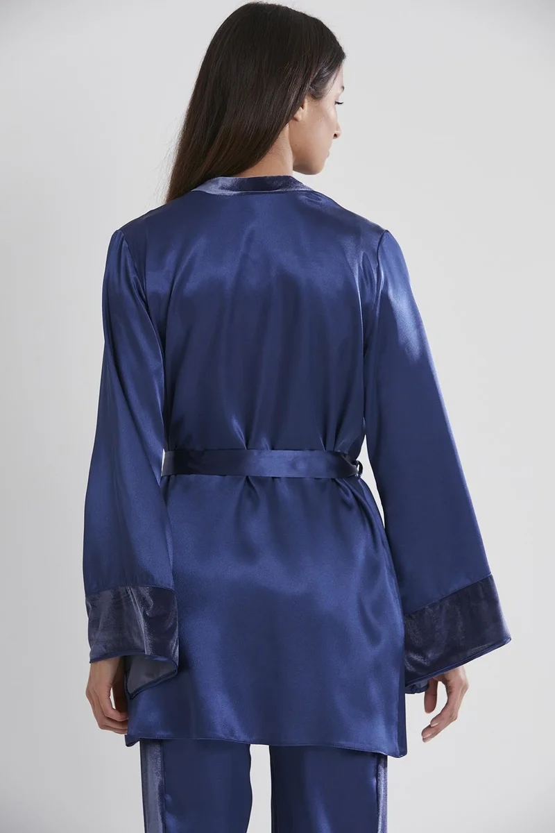 بيير كاردان Velvet Satin 3-Piece Pajamas Set - 2040