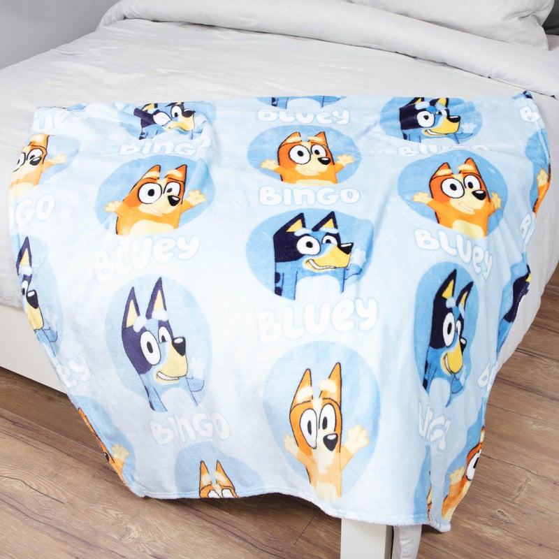 Jay Franco Jay Franco Bluey & Bingo Throw Blanket with Playhouse Gift Box - Plush Throw Measures 46 x 60 Inches - Kids Super Soft Special Edition Fleece Bedding  - Image 5