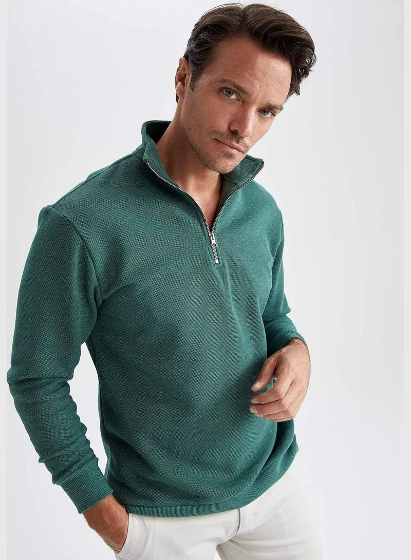 DeFacto Man Comfort Fit Knitted Sweat Shirt