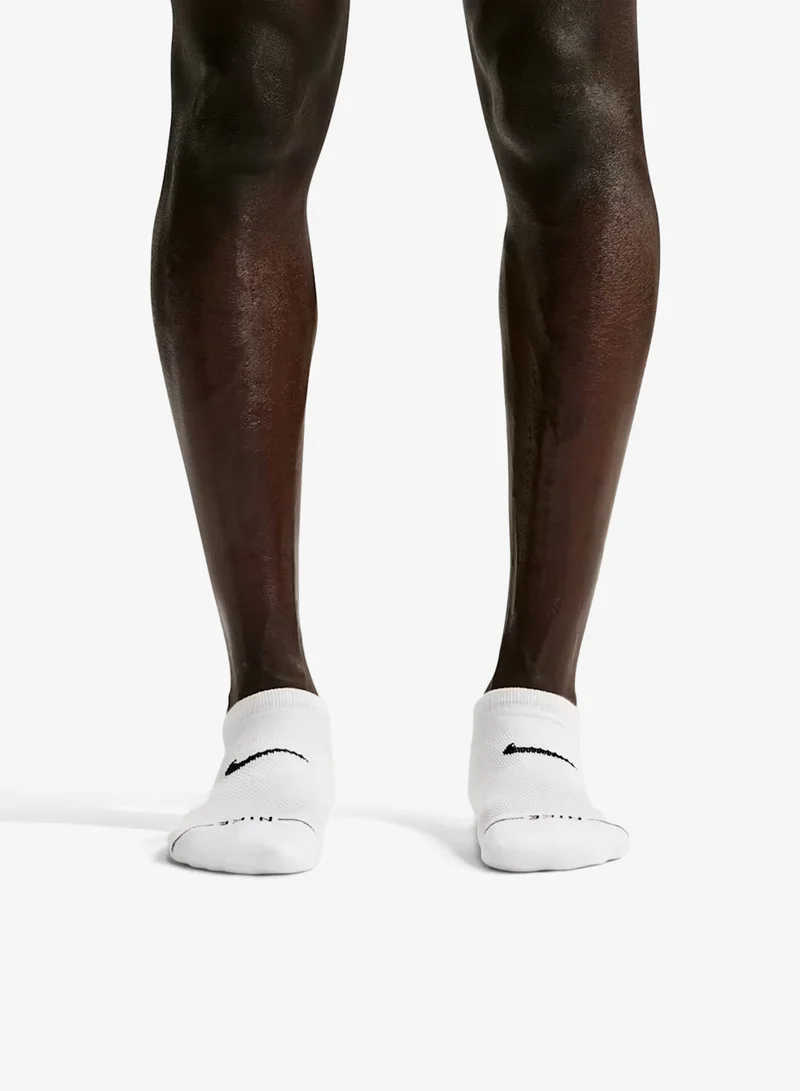 Nike WHITE(BLACK)/WHITE(BLACK)/WHITE(BLACK) 3-Pack Everyday Elevated No Show Socks  | Best Price UAE