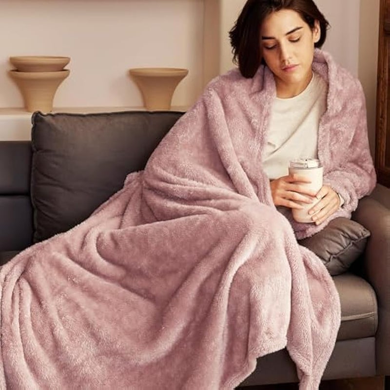 Loquat Plush Fuzzy Fleece Throw Blanket Extra Large, Super Soft, Fluffy and Warm Blankets for Couch, Bed, Suitable for All Seasons (50x70 Inches, Dusty Pink) - Image 3