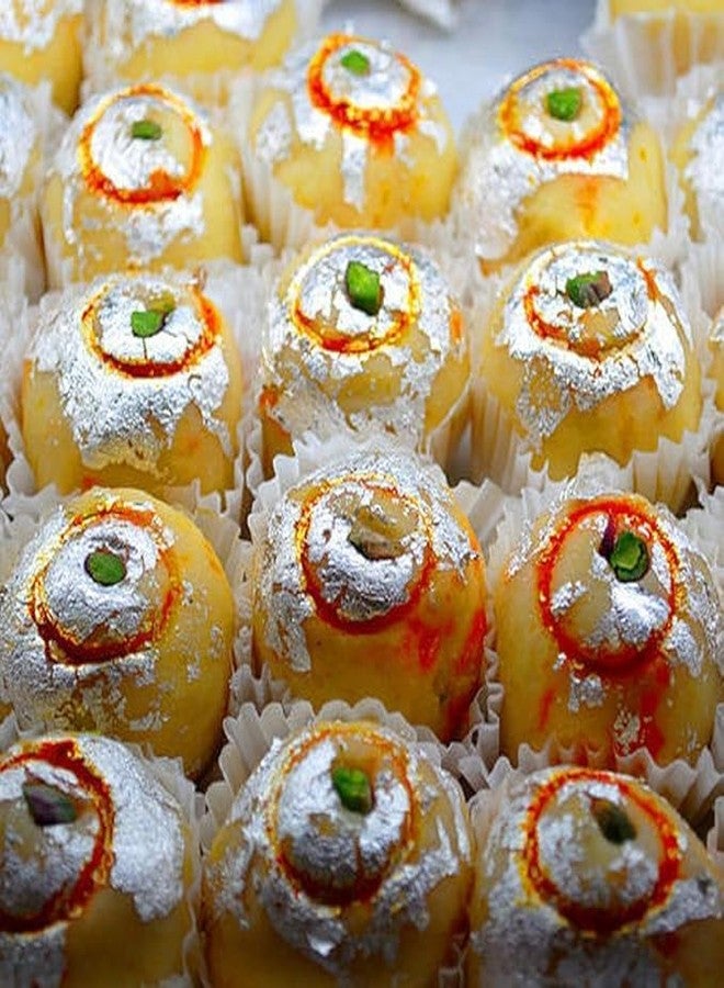 A.K GOLD LEAF Edible Silver Leaf 6x4 inch for Sweets, Cakes, Bakers, Face Pack, Facial, Royal Drinks Pack of 50 - Image 3