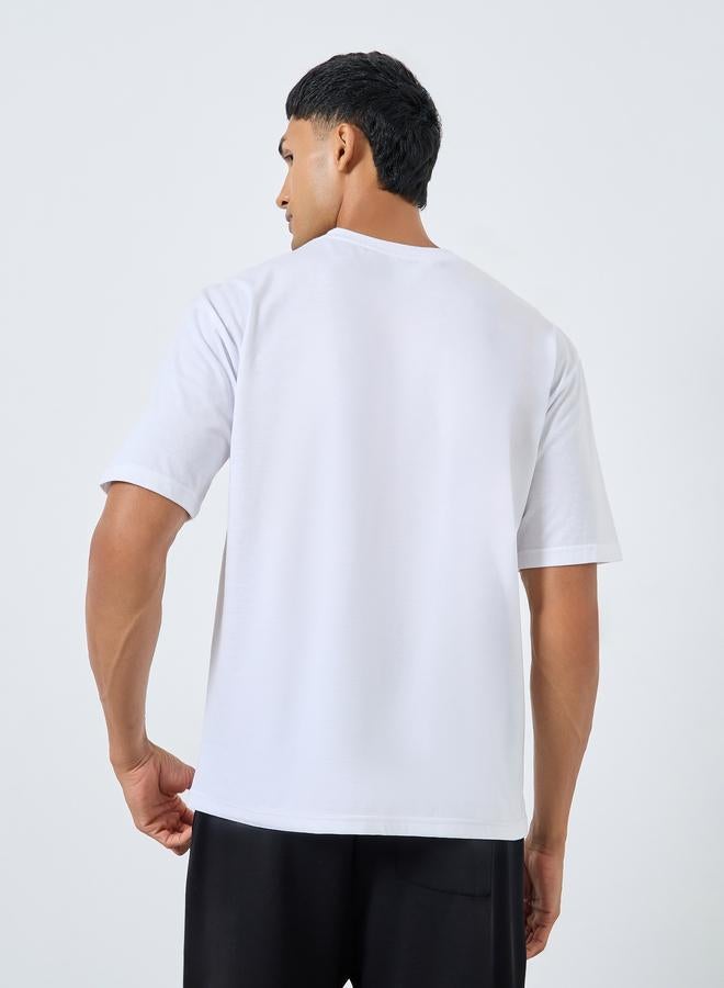 Styli Oversized Graphic Print Jersey T-Shirt - Image 4