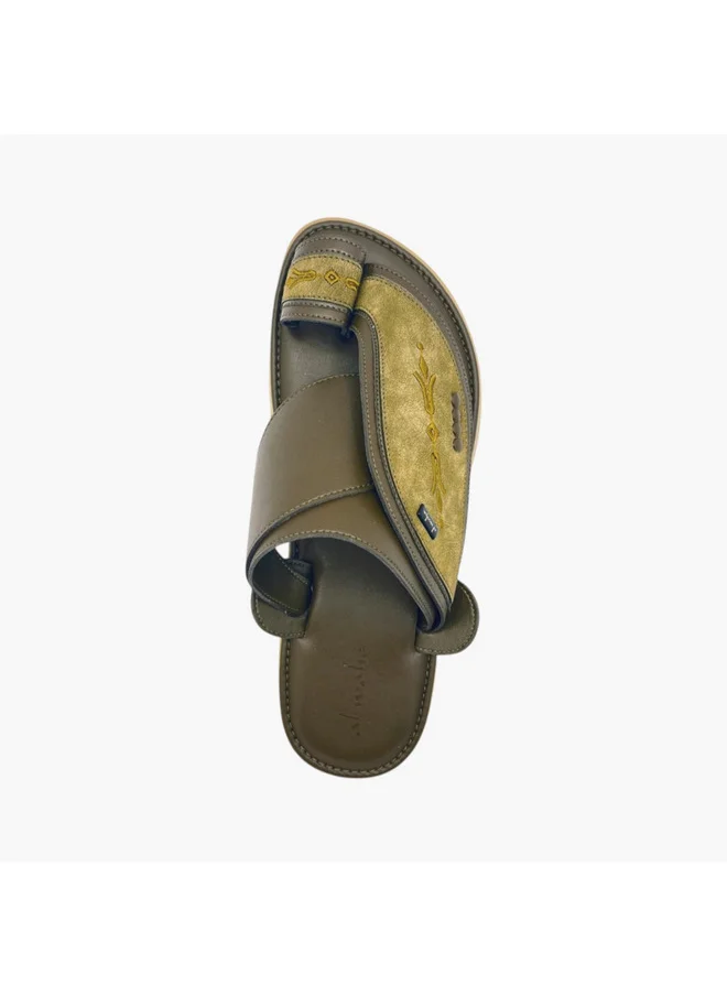 الواحة Men's Embroidered Slip-On Arabic Sandals with Toe Loop