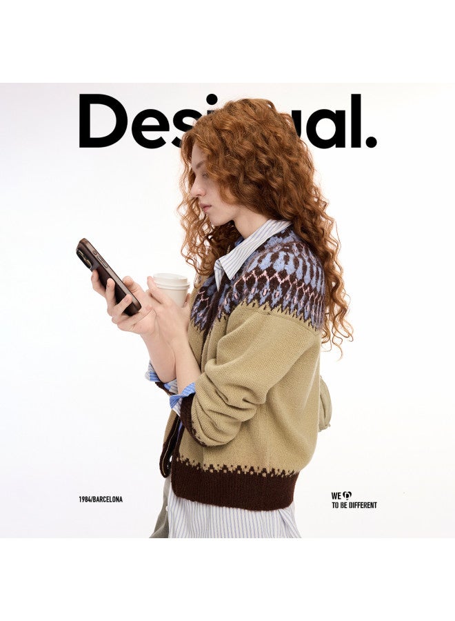 DESIGUAL كارديجان نسائي بتصميم فير آيل ذو ياقة عالية لفصل الخريف/الشتاء - Image 2