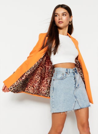 Orange Regular Leopard Lined Detailed Woven Blazer Jacket TWOAW20CE0316 - pzsku/ZB0DF2C22384E9C4734C5Z/45/_/1739718189/db6604fd-6a94-4a8b-9246-ecc5e13fdcad
