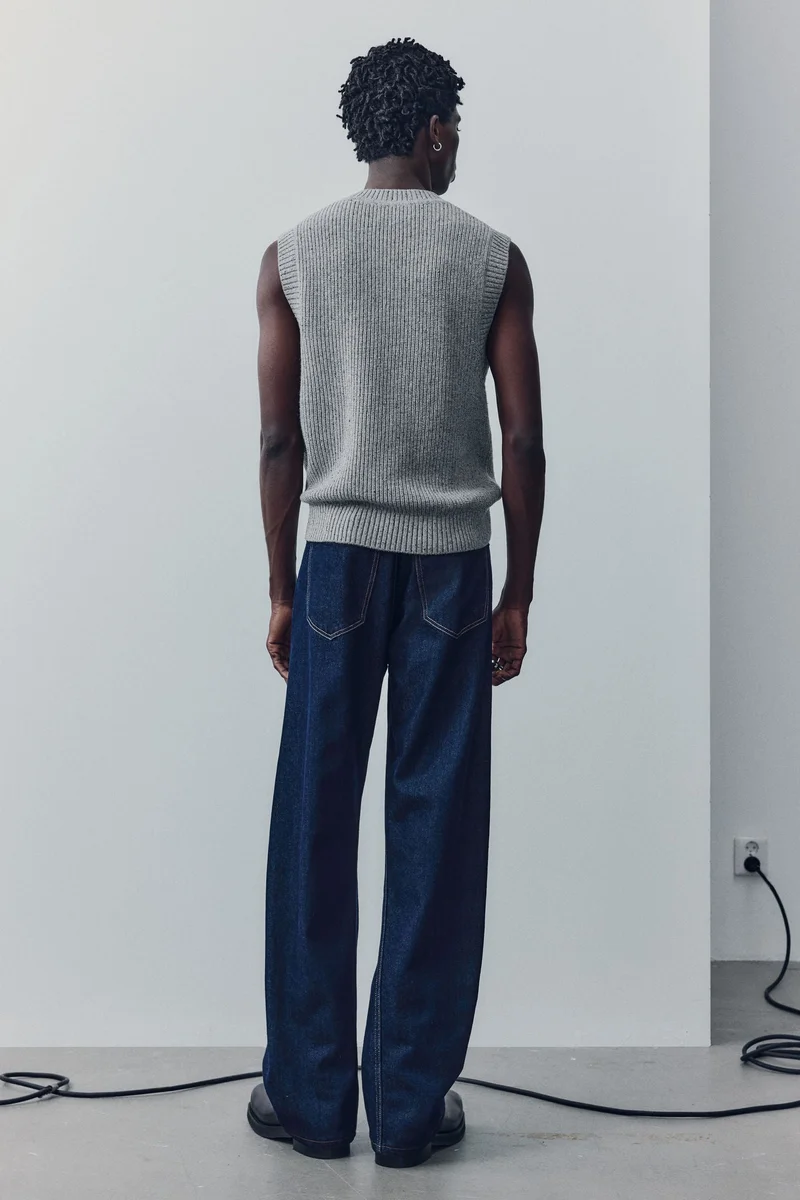 H&M  Wool-blend sweater vest for Men | Best Price UAE