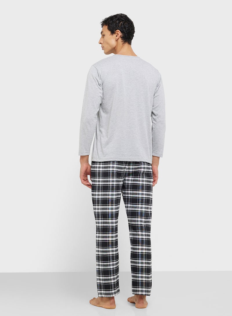 Seventy Five Nightwear T-Shirt & Pants Set  - Image 2