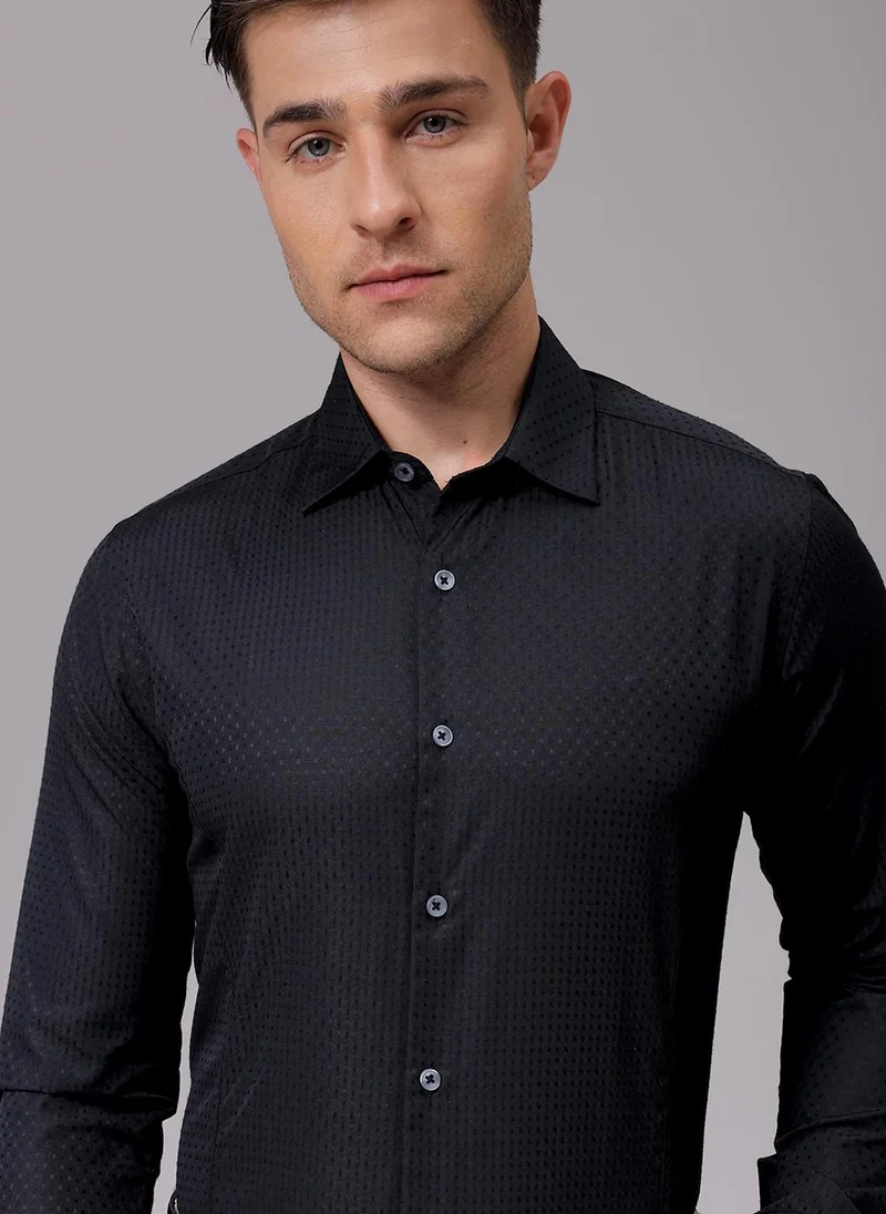 شركة المرآب الهندية Men Slim Fit Solid Full Sleeves Cutaway Collar Formal Shirt