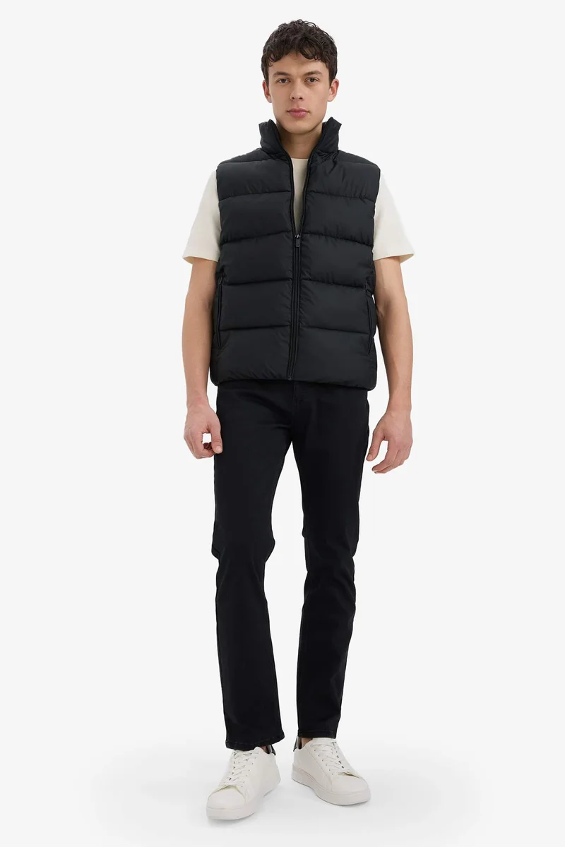 Defacto Slim Fit Stand Collar Lined Waterproof Puffer Vest